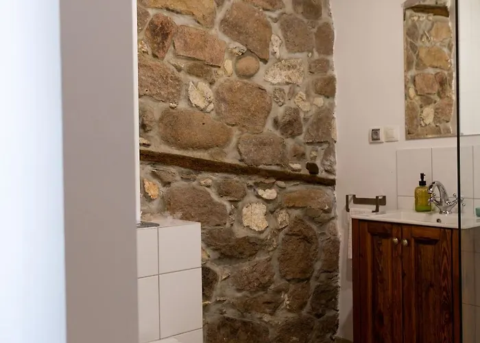 Walnut 1 Луксозна вила