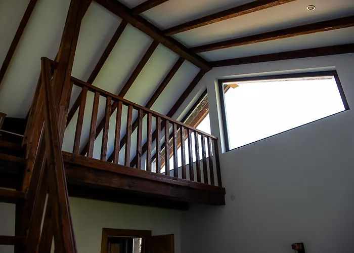 Walnut 1 Луксозна вила