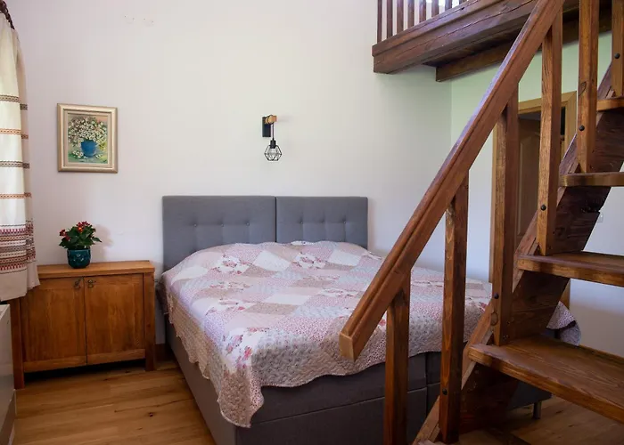 Walnut 1 * Дебращица